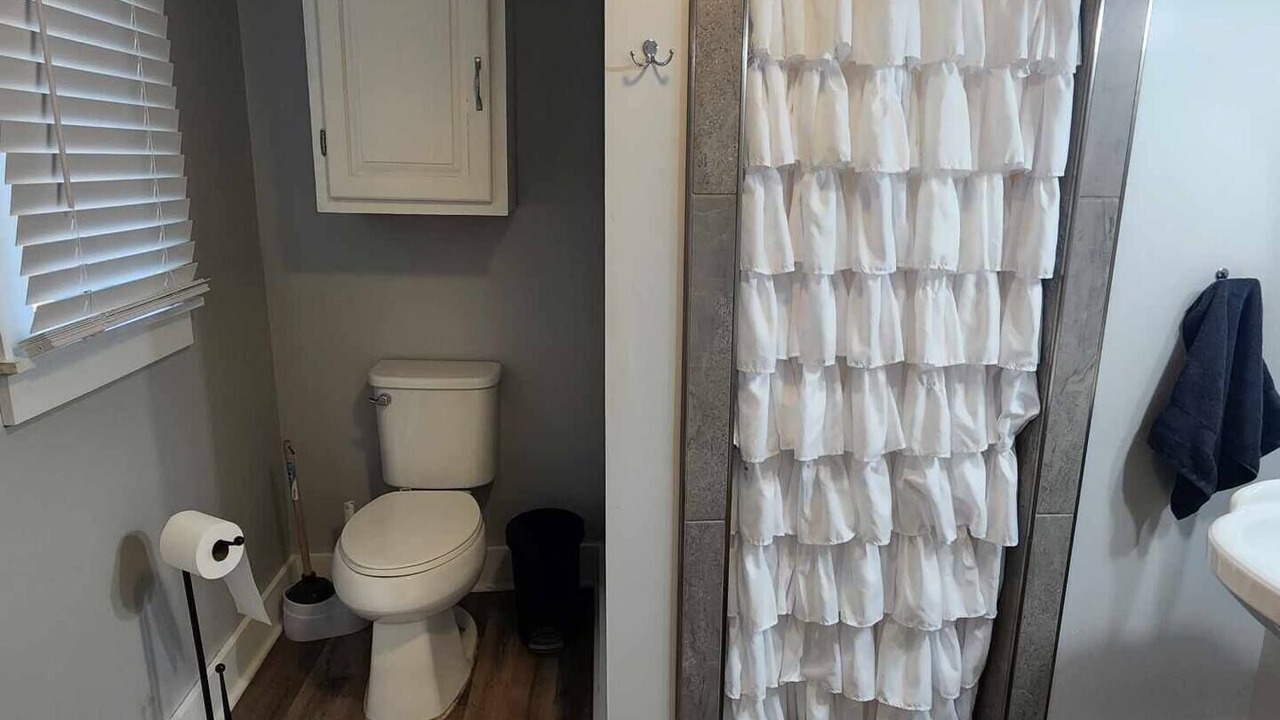 Photo of Bathroom in Counce