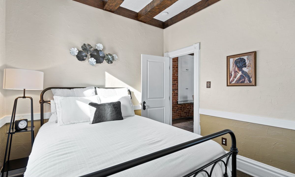 Photo of Bedroom in Cheyenne