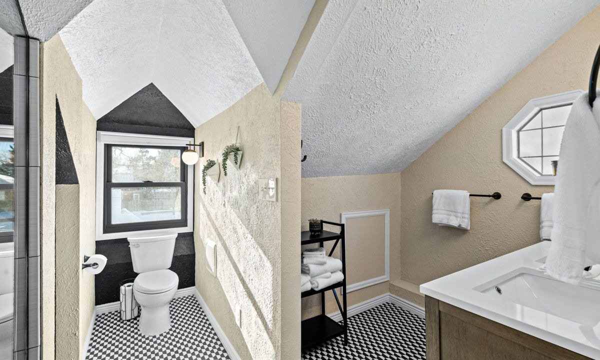 Photo of Bathroom in Cheyenne