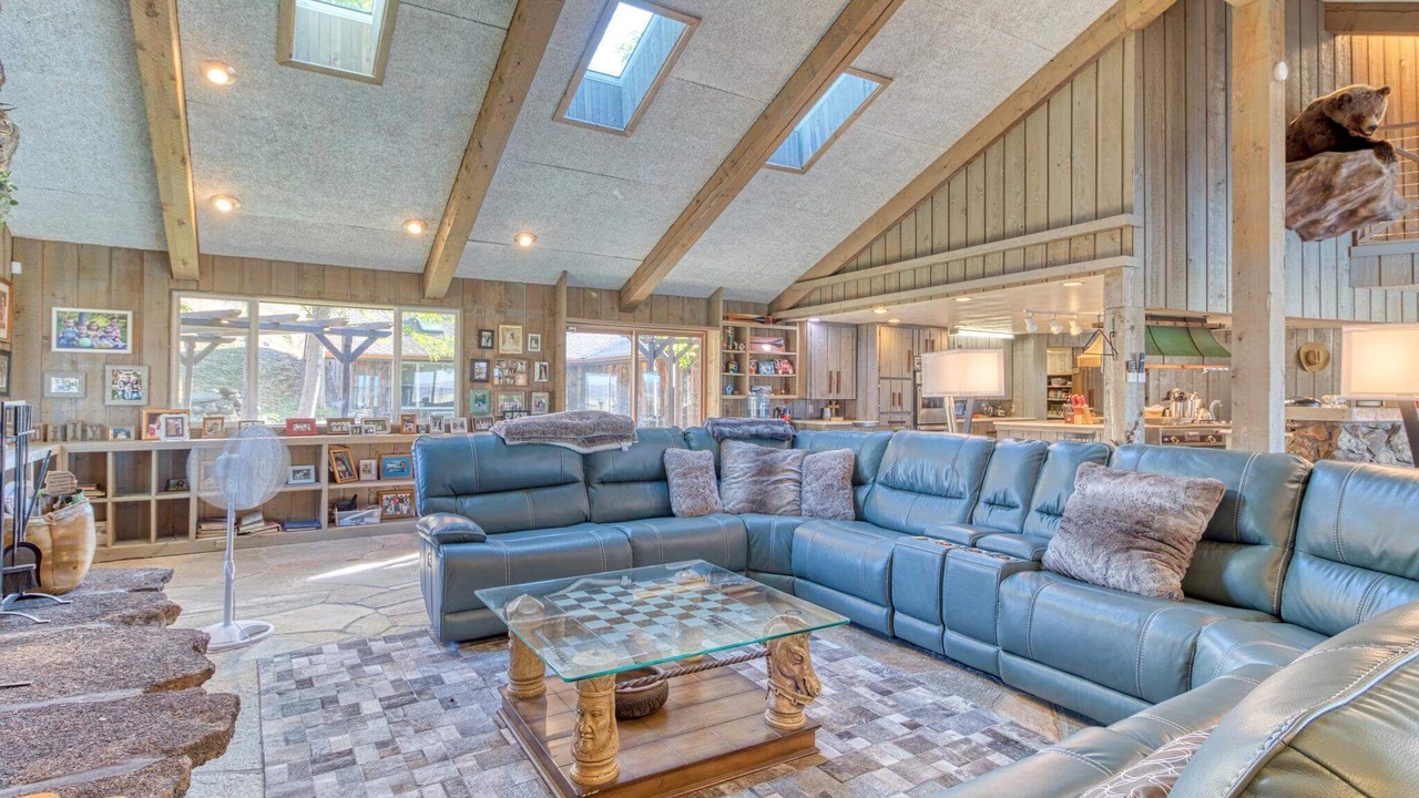 Photo of Livingroom in Bliss