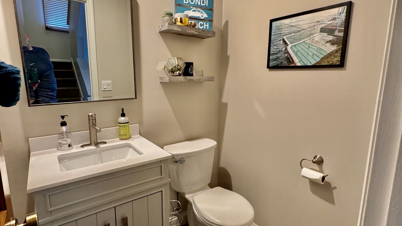Photo of Bathroom in Downtown Columbus