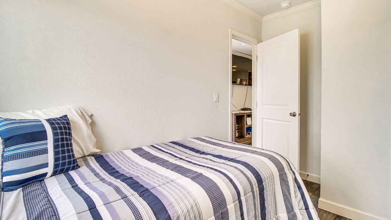 Photo of Bedroom in Dennis