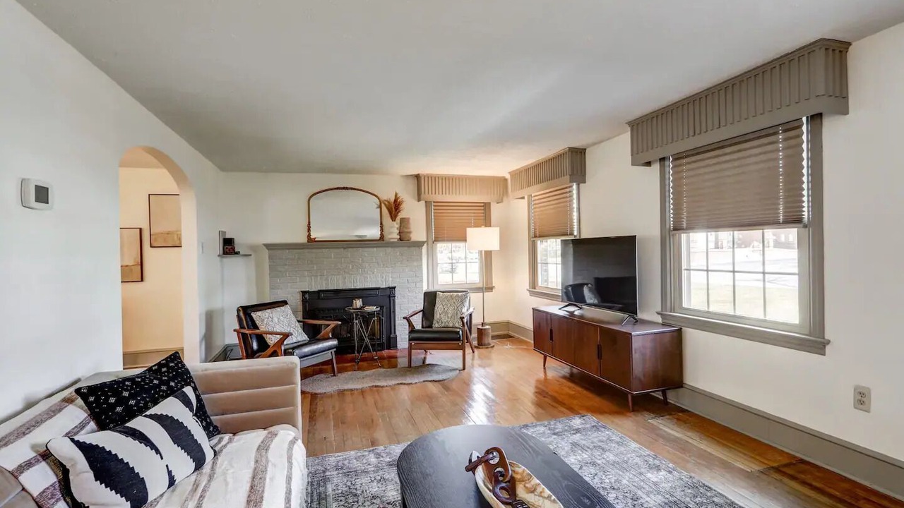 Photo of Livingroom in Mount Joy