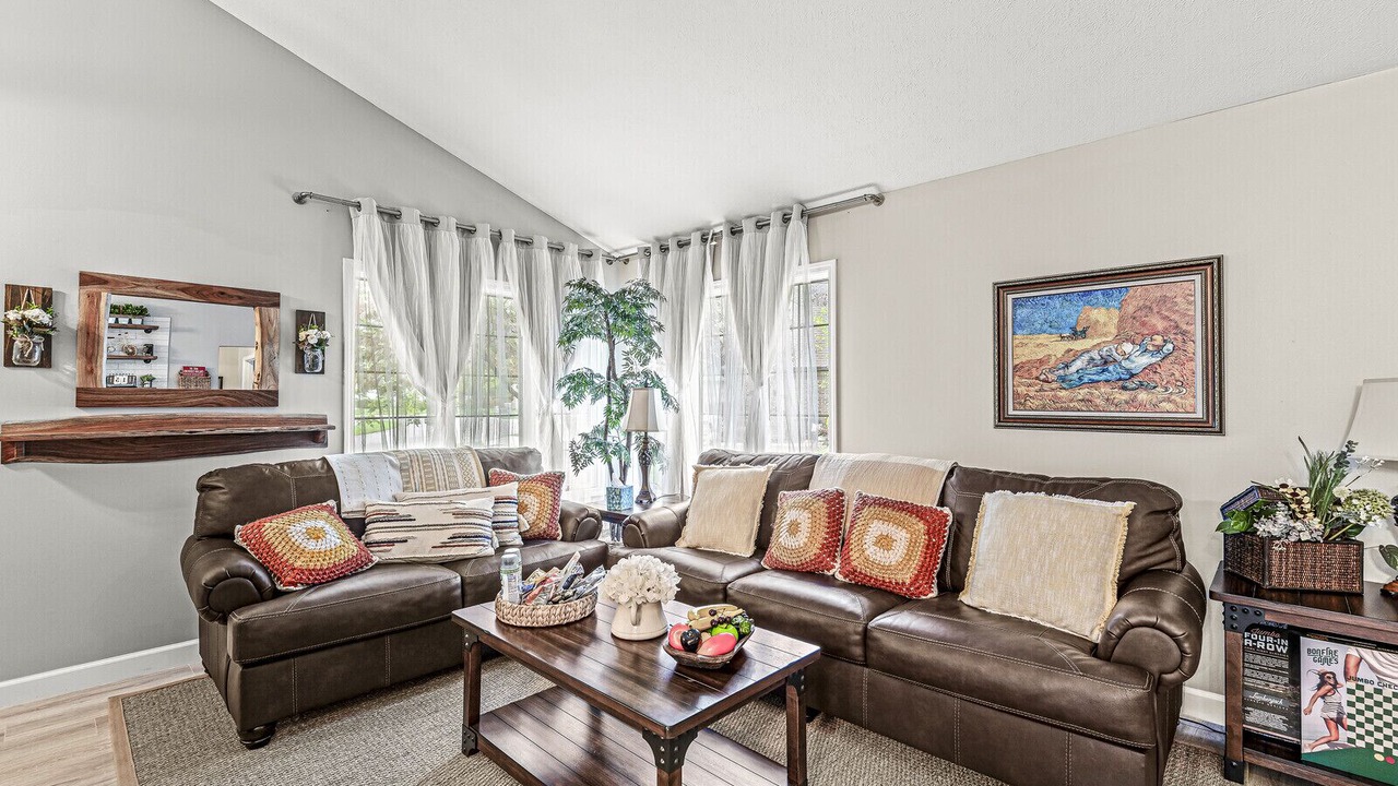 Photo of Livingroom in Noblesville