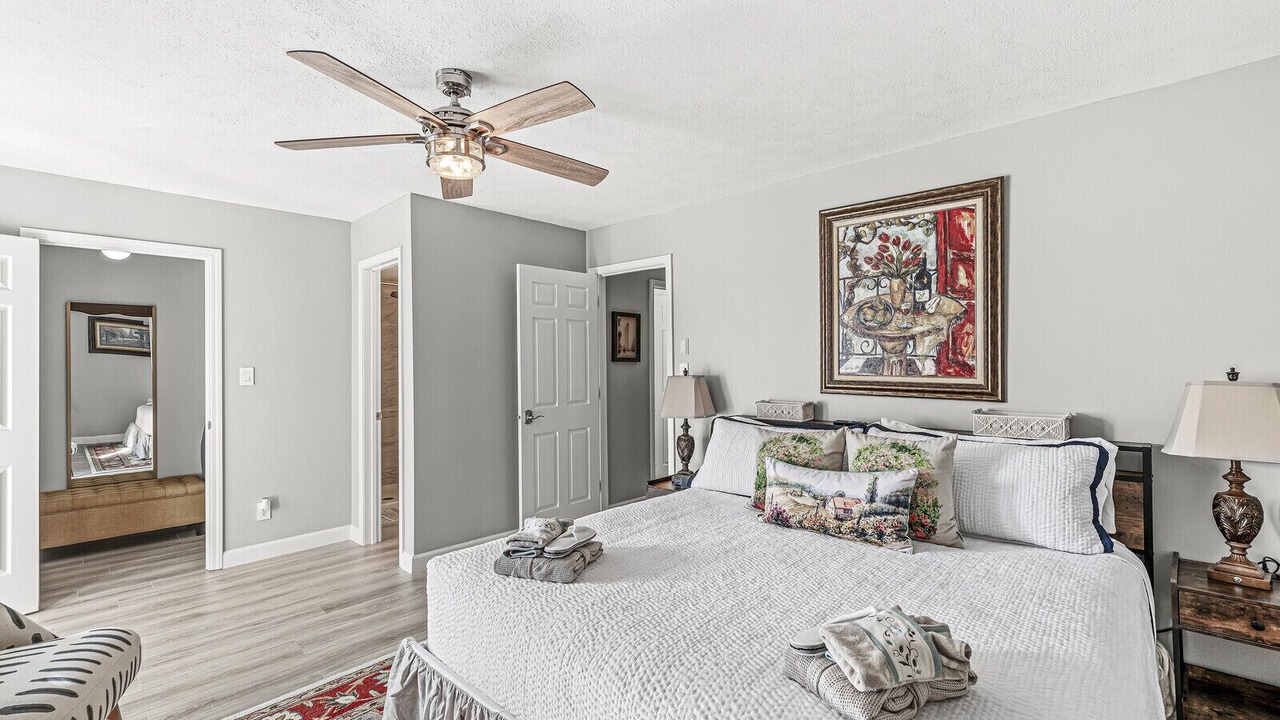 Photo of Bedroom in Noblesville