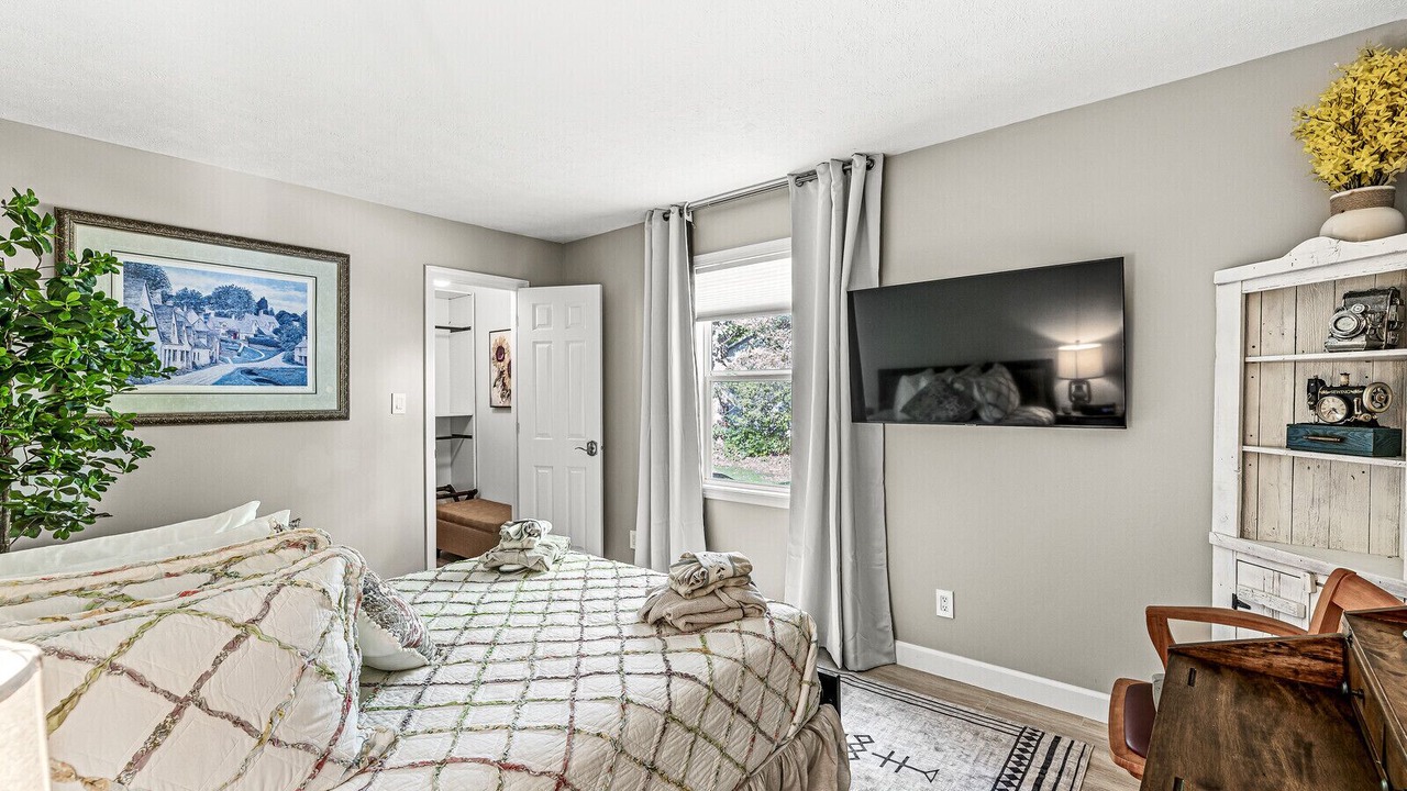 Photo of Bedroom in Noblesville