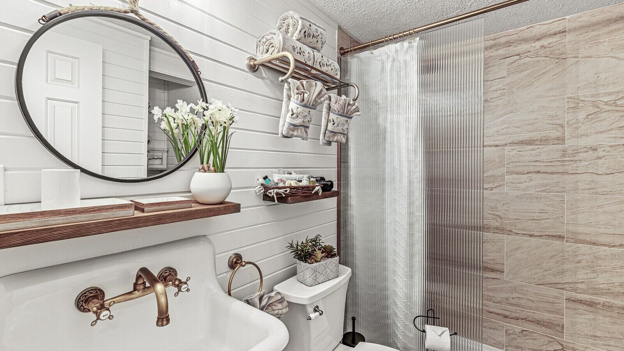 Photo of Bathroom in Noblesville
