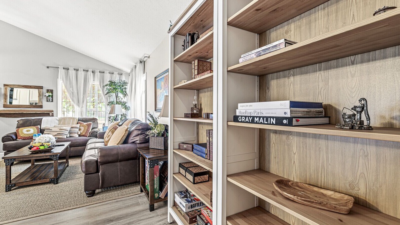 Photo of Livingroom in Noblesville