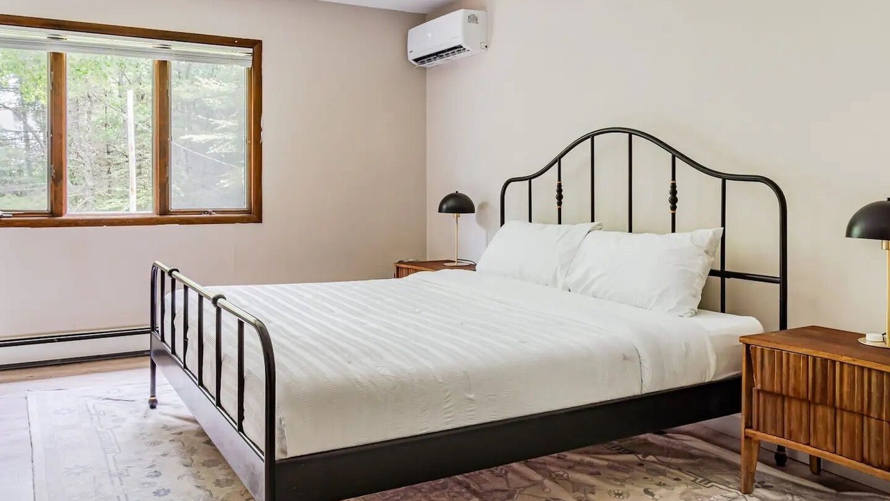 Photo of Bedroom in Barryville