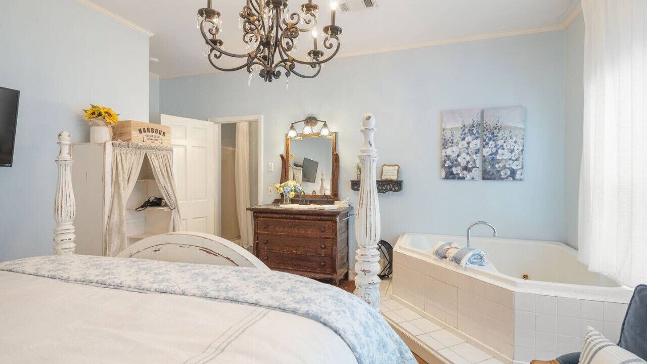 Photo of Bedroom in Fort Smith