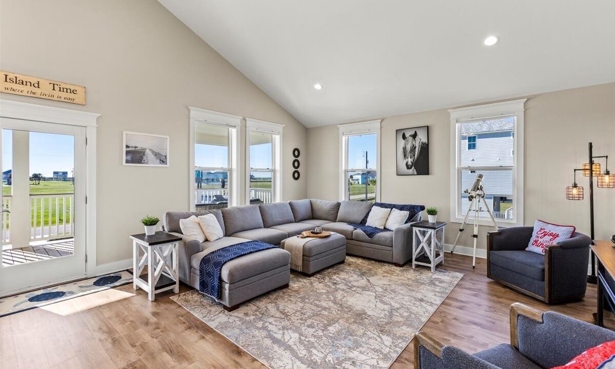 Photo of Livingroom in Indian Beach