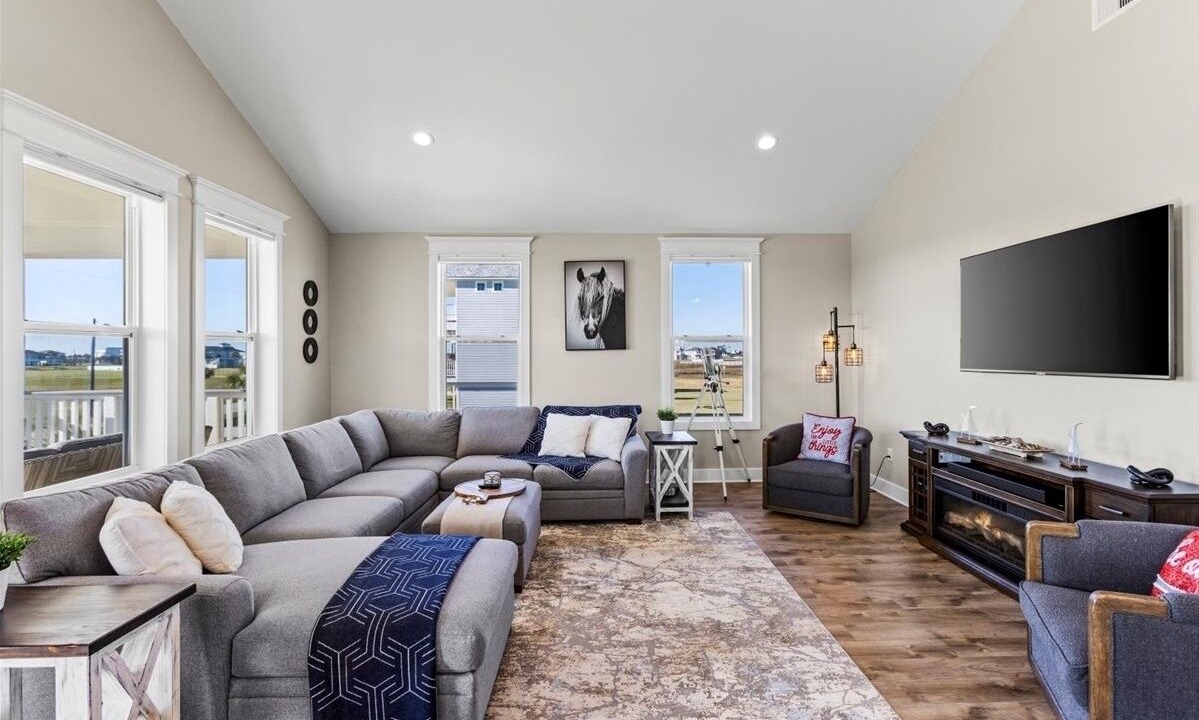 Photo of Livingroom in Indian Beach