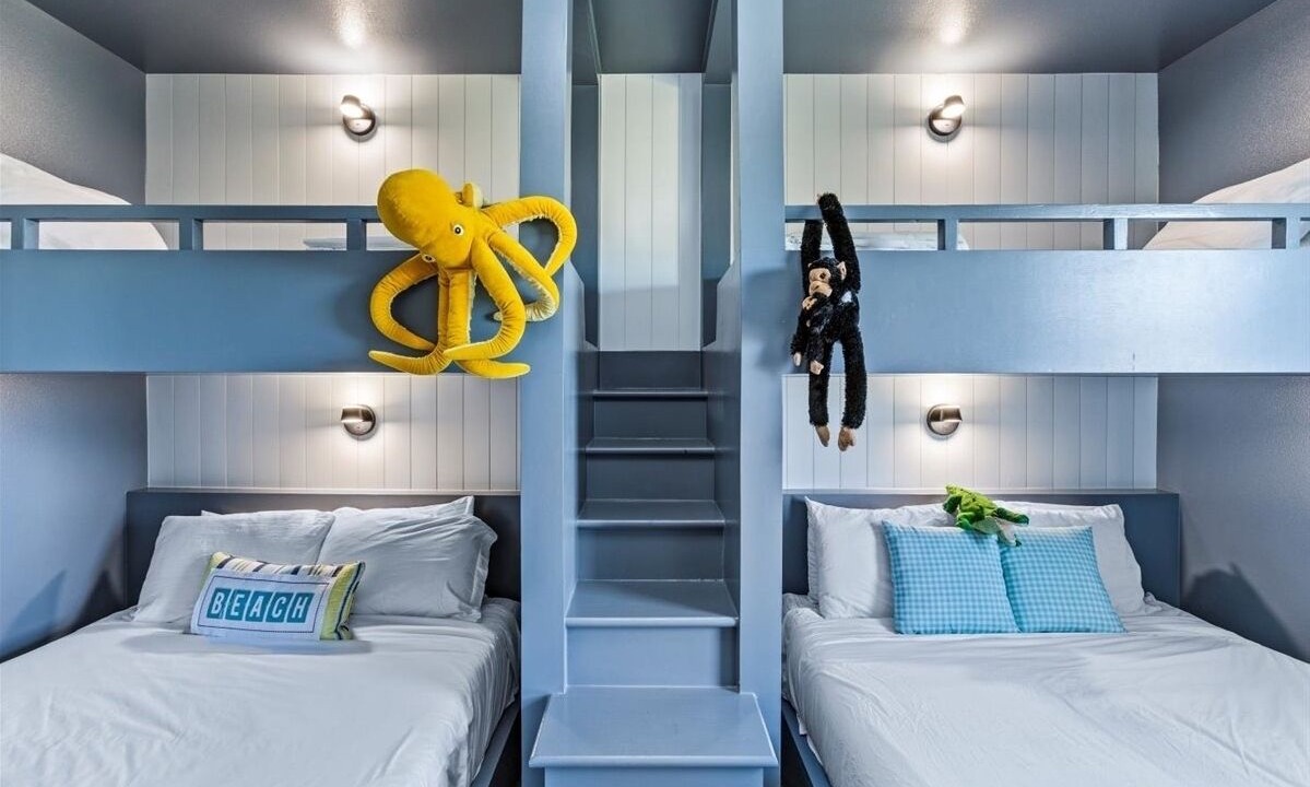 Photo of Bedroom in Indian Beach