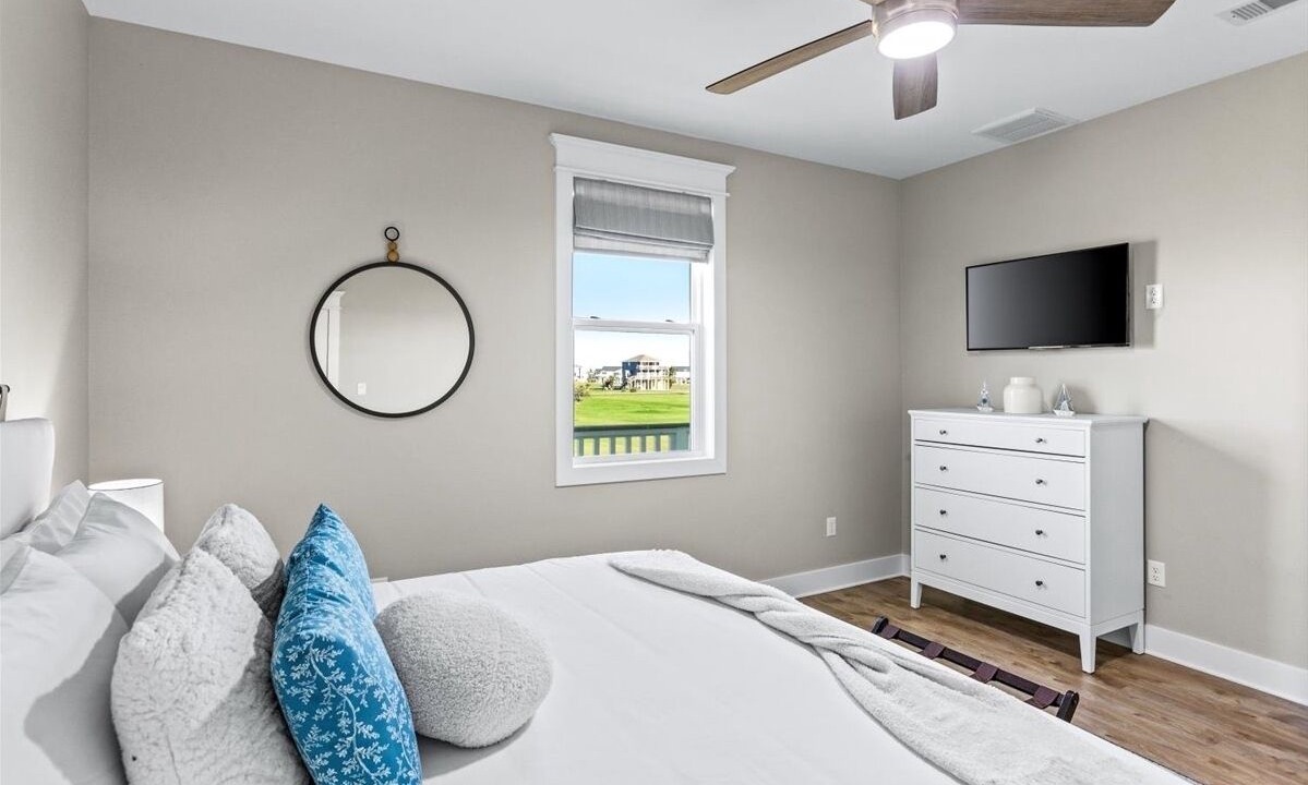 Photo of Bedroom in Indian Beach