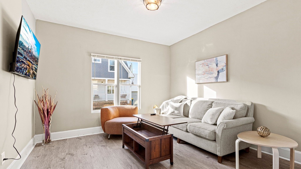 Photo of Livingroom in Holy Cross