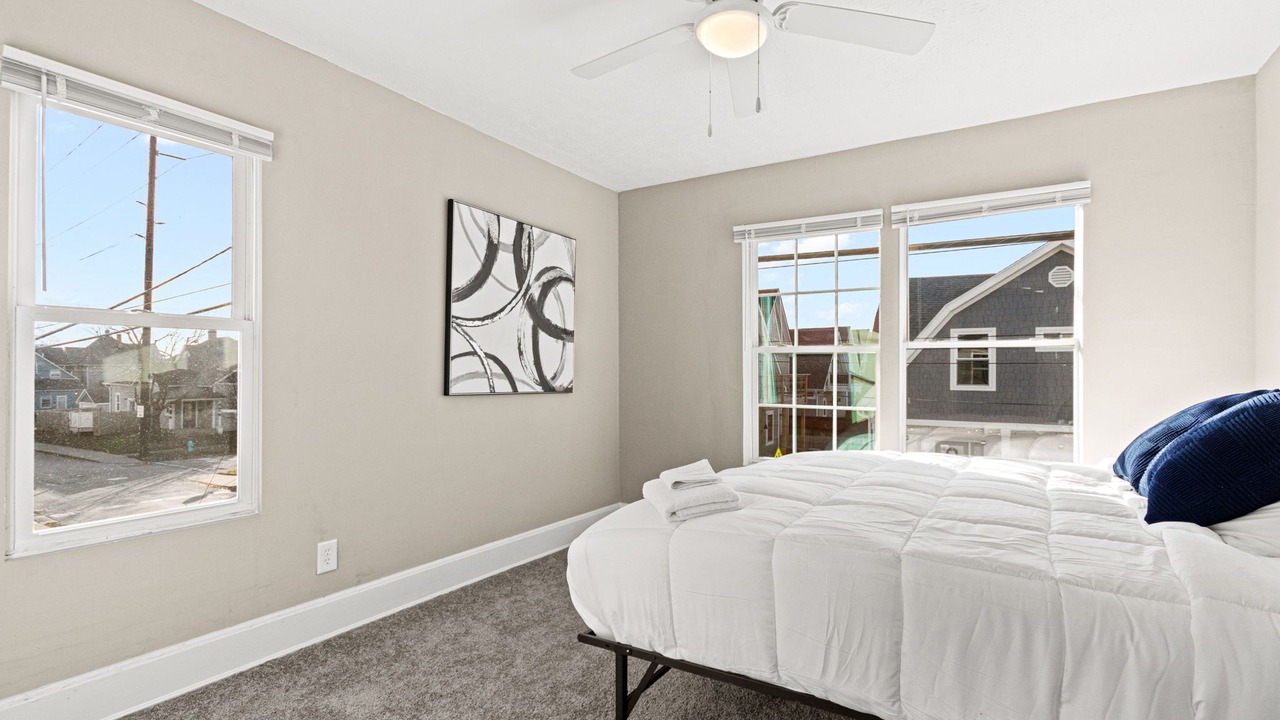 Photo of Bedroom in Holy Cross