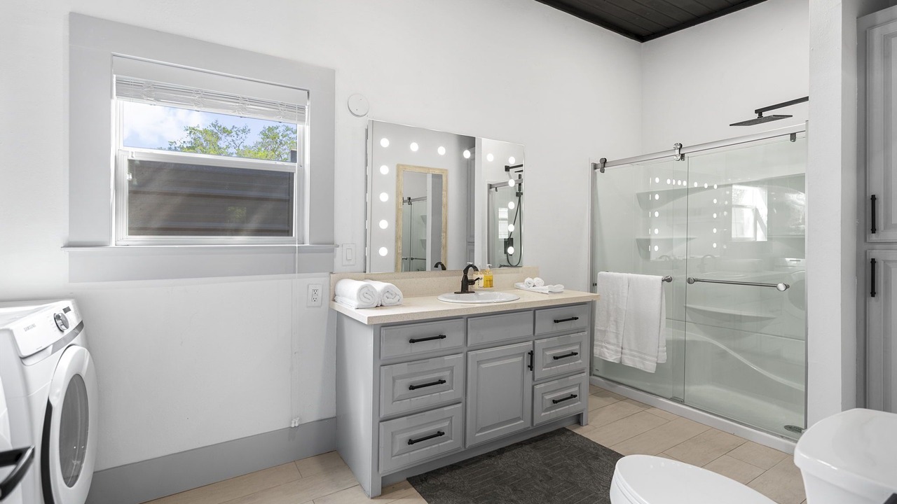 Photo of Bathroom in Spicewood