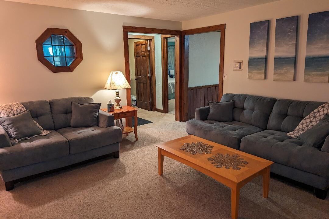 Photo of Livingroom in Lewis Center