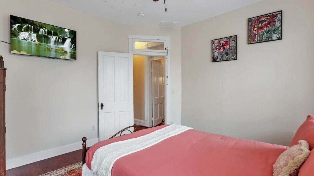 Photo of Bedroom in Olde Towne East