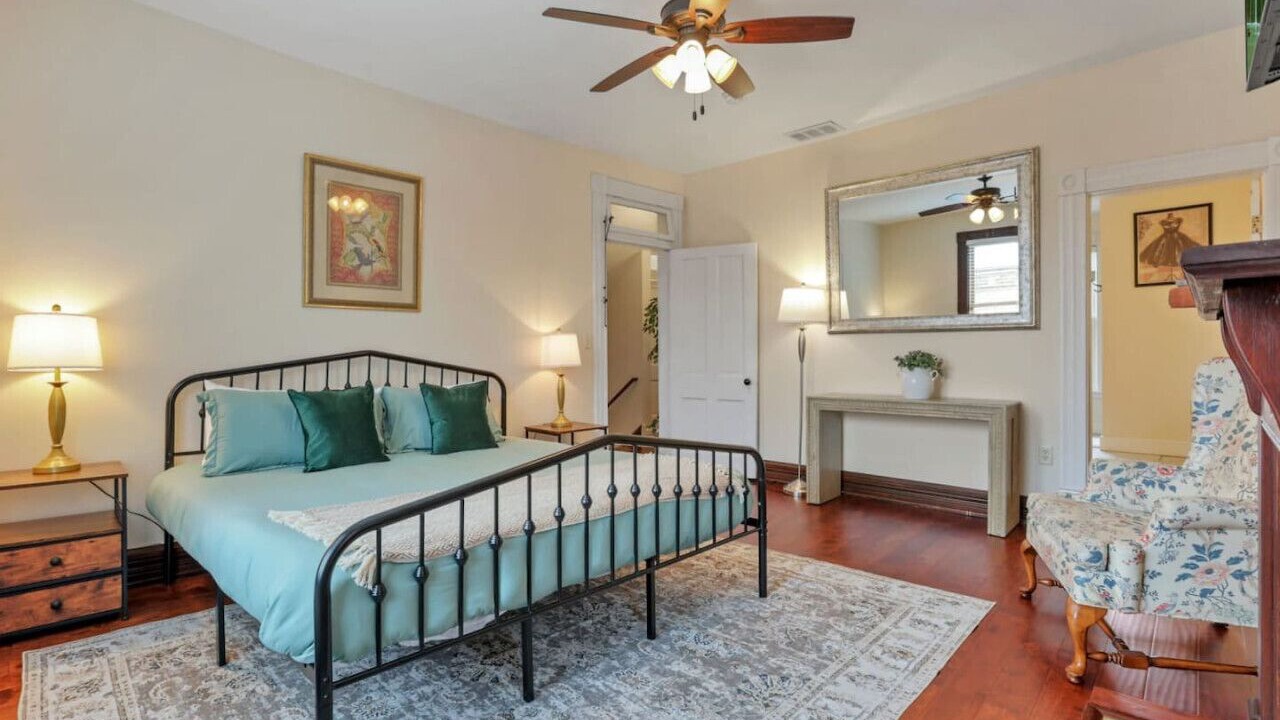Photo of Bedroom in Olde Towne East