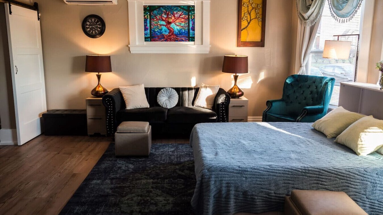 Photo of Bedroom in Massillon