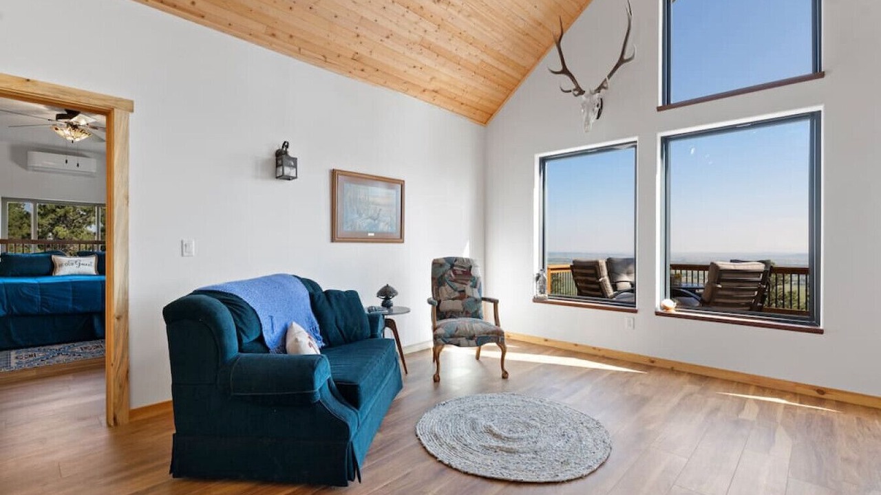 Photo of Livingroom in Spearfish