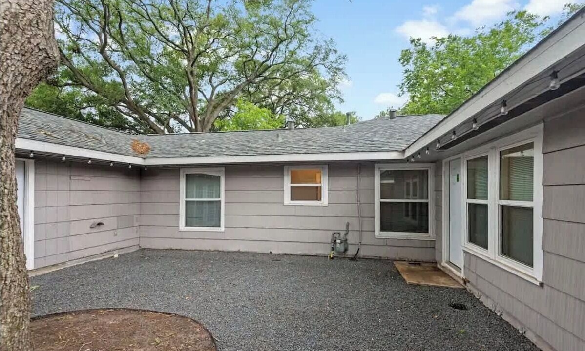 Photo of Outdoor in Braeswood Place