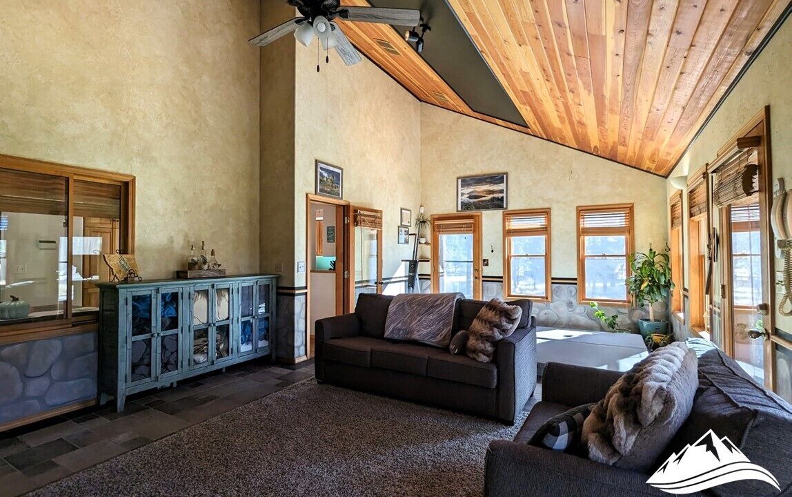 Photo of Livingroom in Seeley Lake