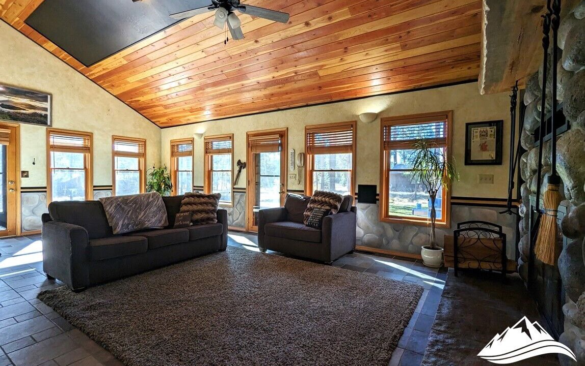 Photo of Livingroom in Seeley Lake