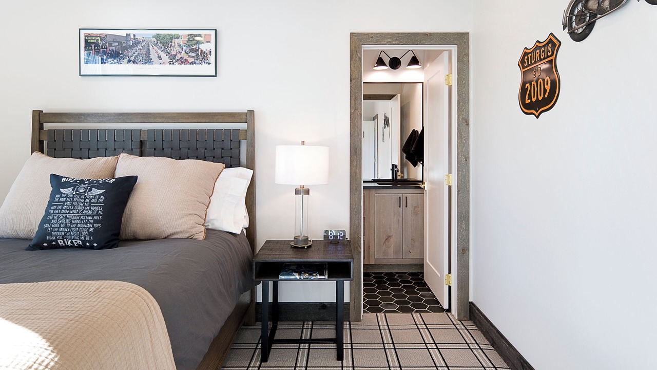 Photo of Bedroom in Lead