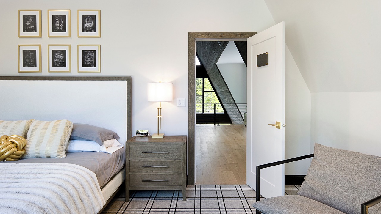 Photo of Bedroom in Lead