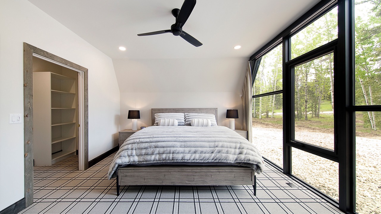 Photo of Bedroom in Lead