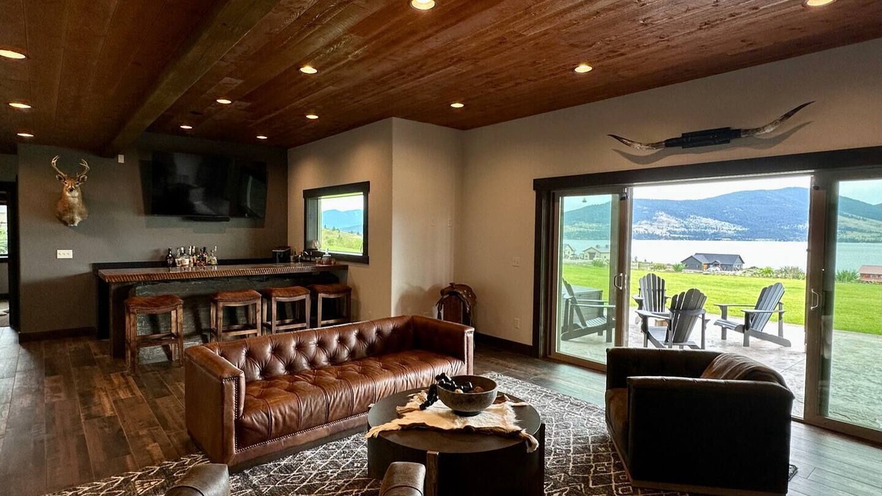 Photo of Livingroom in Elmo