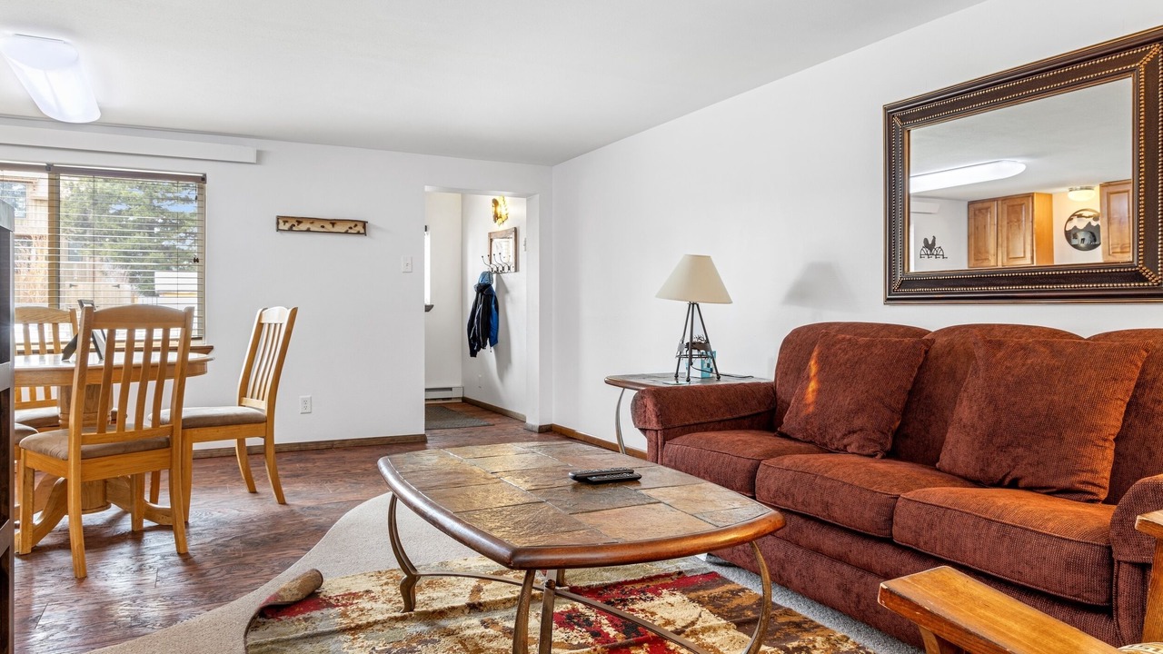 Photo of Livingroom in Jackson