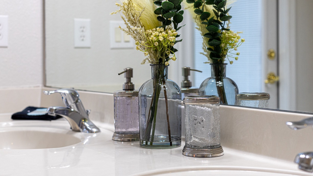 Photo of Bathroom in Watersong