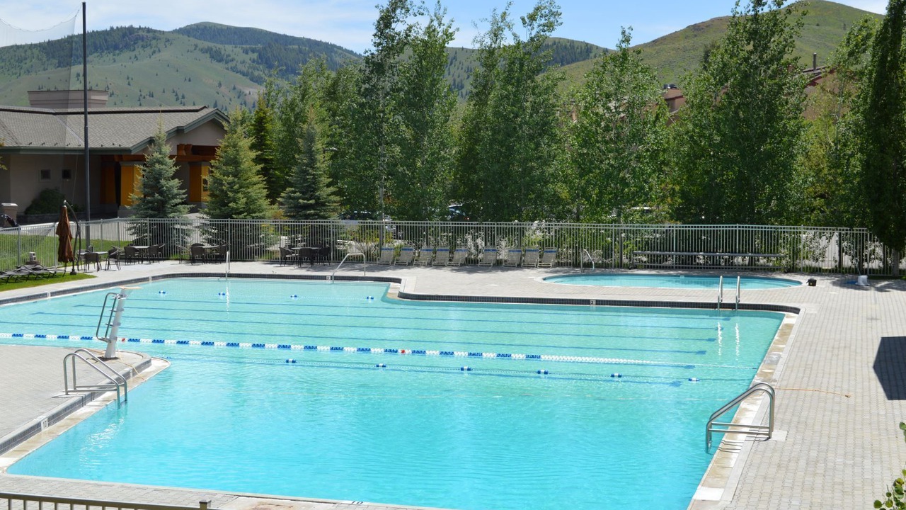 Photo of Outdoor in Elkhorn Village