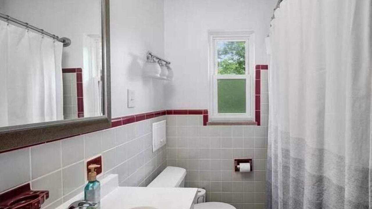 Photo of Bathroom in Toledo