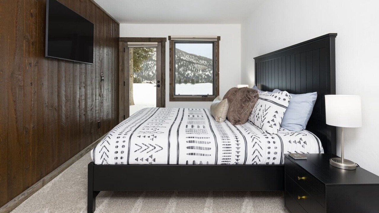Photo of Others in Big Sky Meadow Village