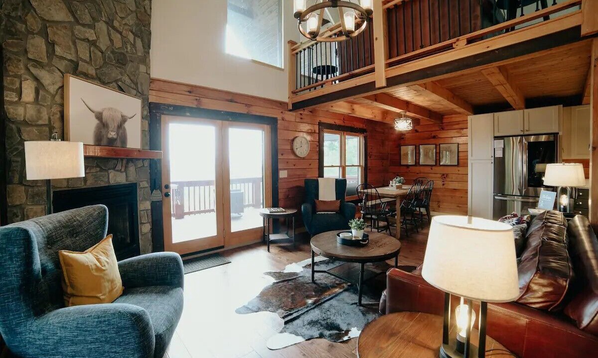 Photo of Livingroom in Bostic