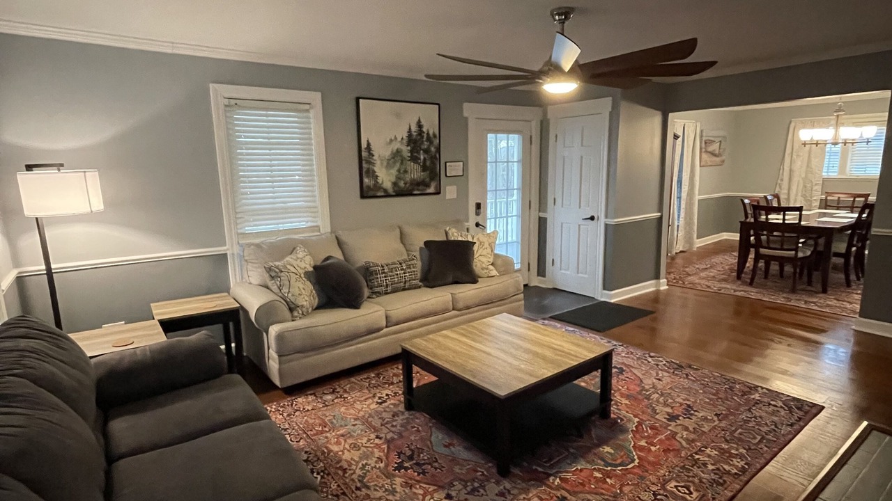 Photo of Livingroom in Russells Point