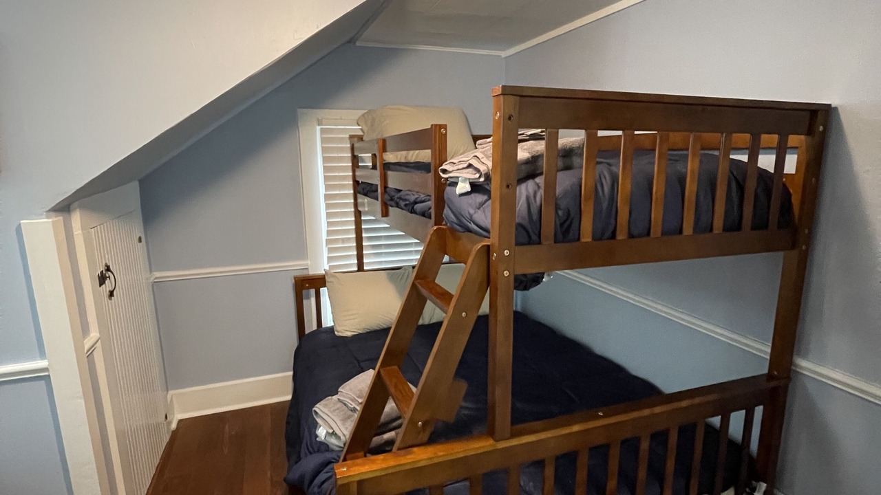 Photo of Bedroom in Russells Point