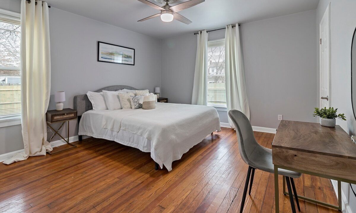Photo of Bedroom in Oakley