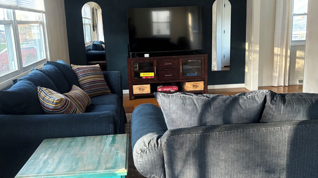 Photo of Livingroom in Vermilion
