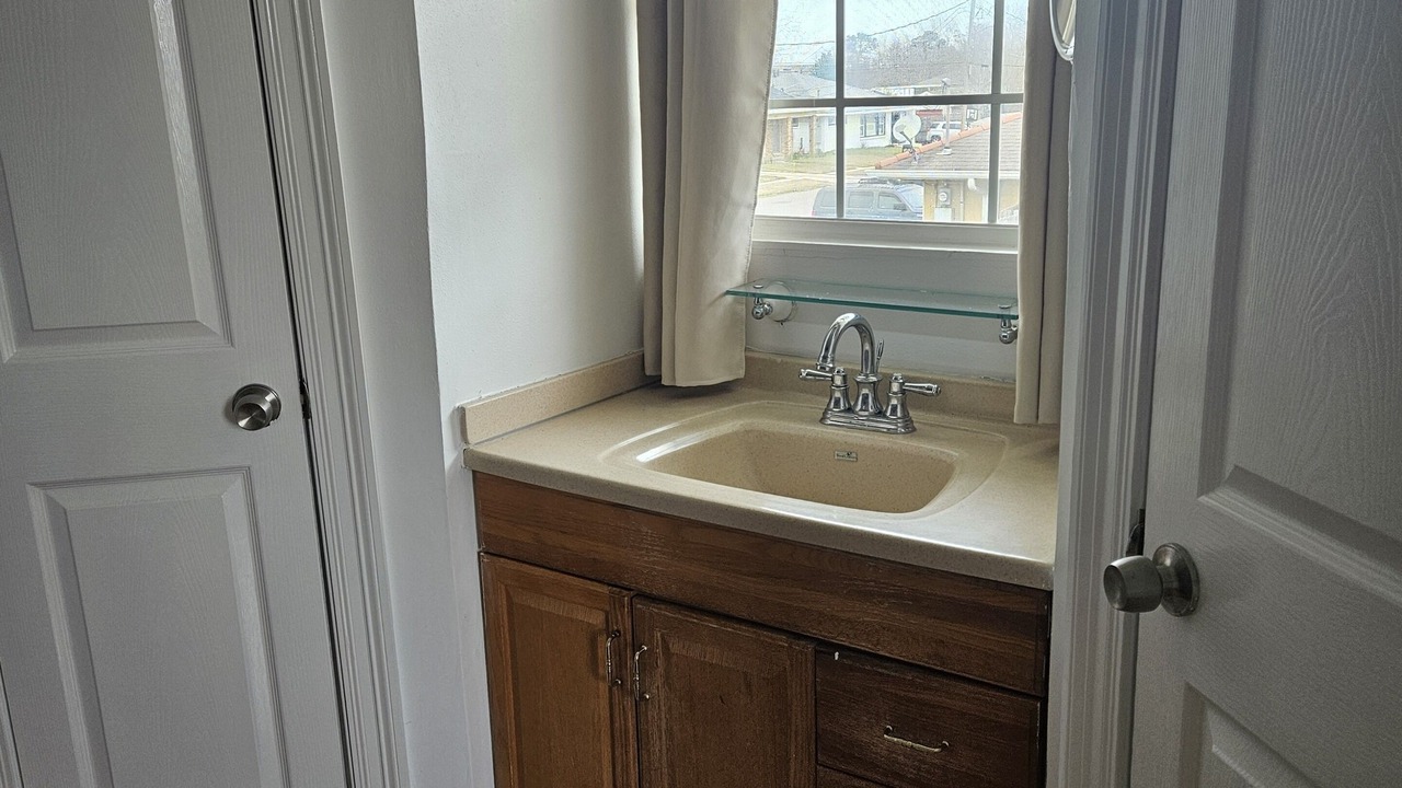 Photo of Bathroom in Arabi