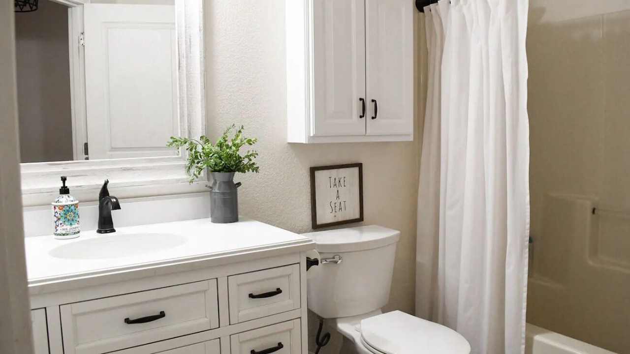 Photo of Bathroom in Hayden