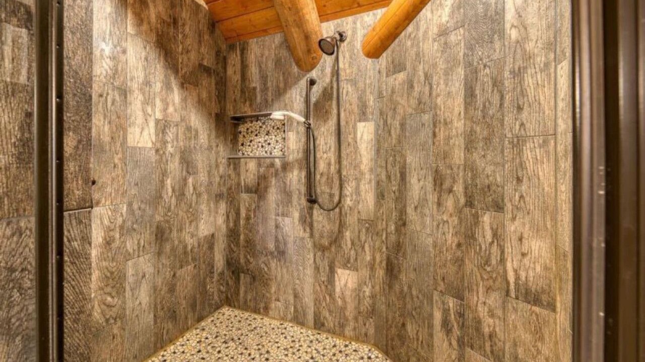 Photo of Bathroom in Grantsdale