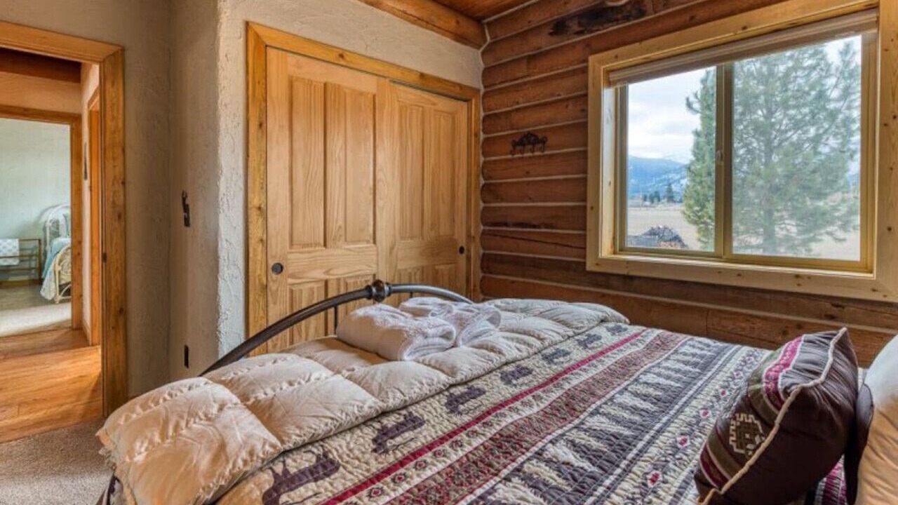 Photo of Bedroom in Grantsdale