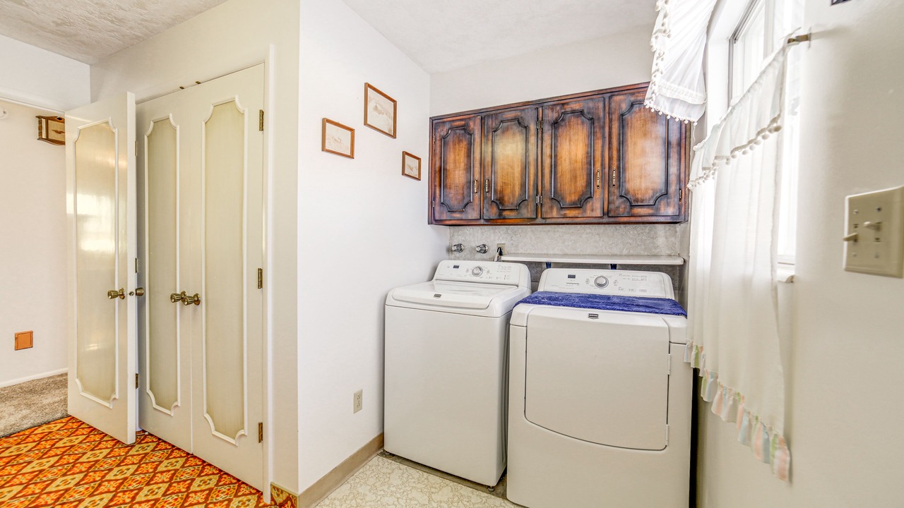 Photo of Bathroom in Sugar City