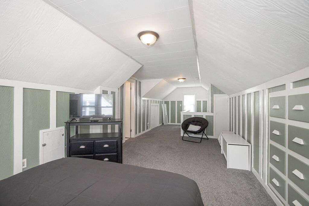 Photo of Bedroom in West Akron