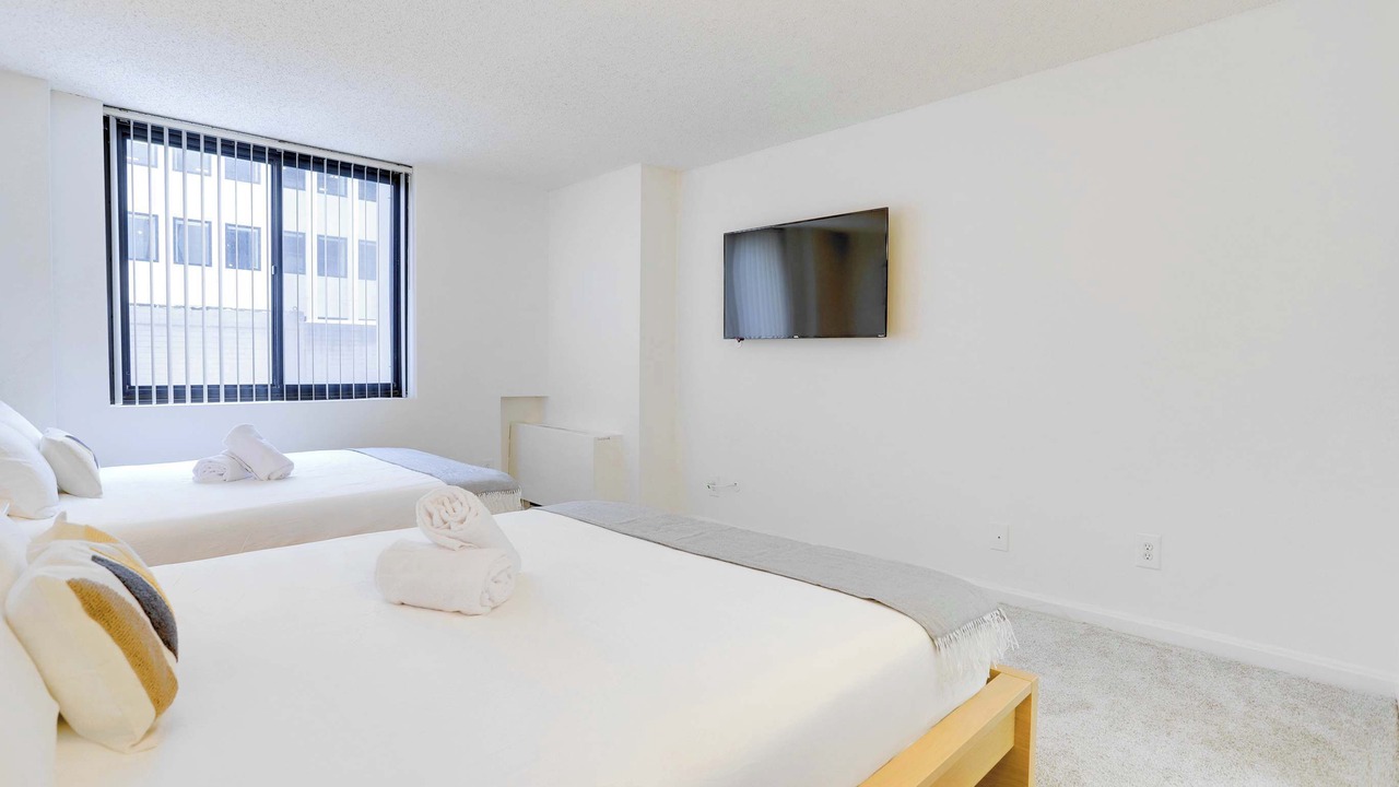Photo of Bedroom in Crystal City